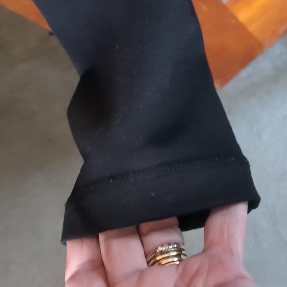 HYBA* crossover neck long sleeve fitted black size M work out jacket - Picture 3 of 10